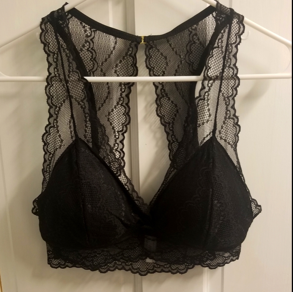 Black Lace Bralette Medium NWOT